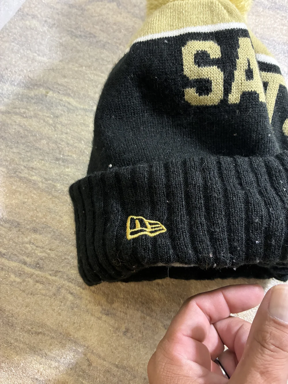 NFL New Orleans Saints Knit Pom Beanie Hat - Black & Gold